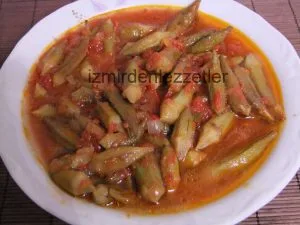 Kuru Bamya Yemeği