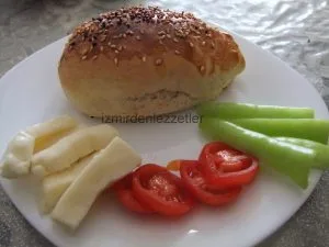 Susamlı Kumru Poğaça