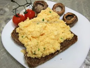 Gordon Ramsay’in Kremalı Yumurtalı Ekmeği