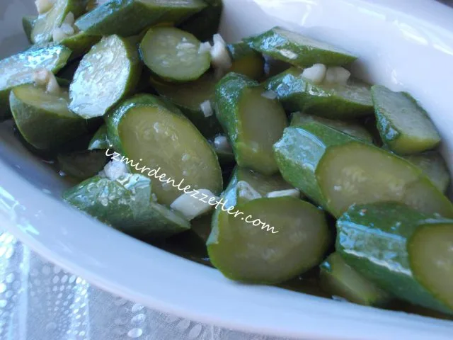 Yeşil Kabak Salatası