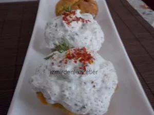 Mısır Unlu ve Naneli Cupcake