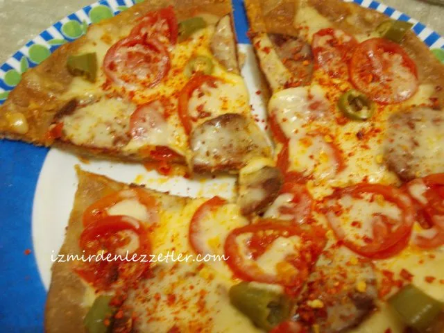 Tava Pizzası