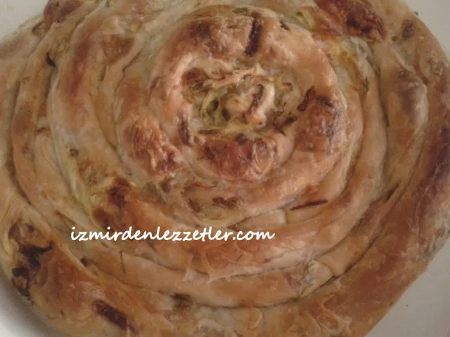 El Açması Dolama Börek