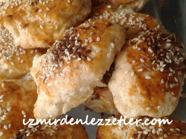 Kremalı Kaşar Peynirli Poğaça