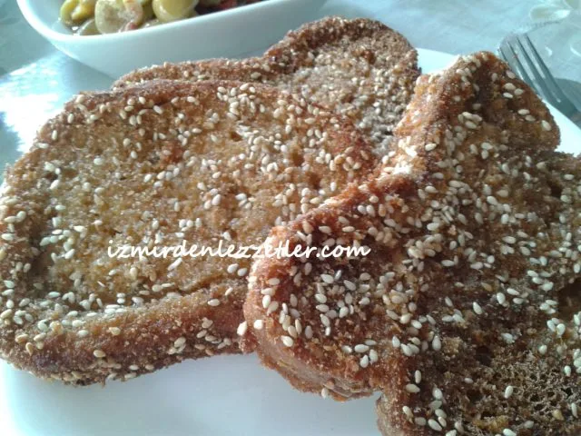 Yumurtalı Kahvaltılık Ekmek