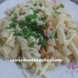 Kremalı Deniz Ürünlü Makarna