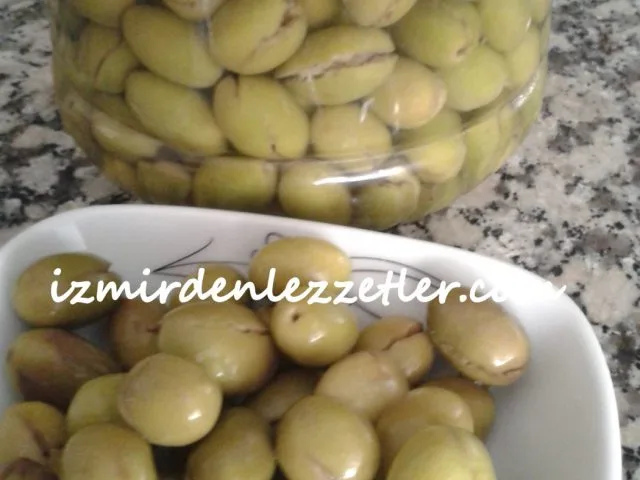 Kırma Yeşil Zeytin