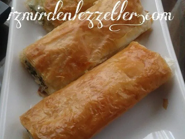 Ispanaklı Lorlu Baklava Yufkası Böreği