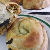 Pırasalı Ispanaklı El Açması Börek